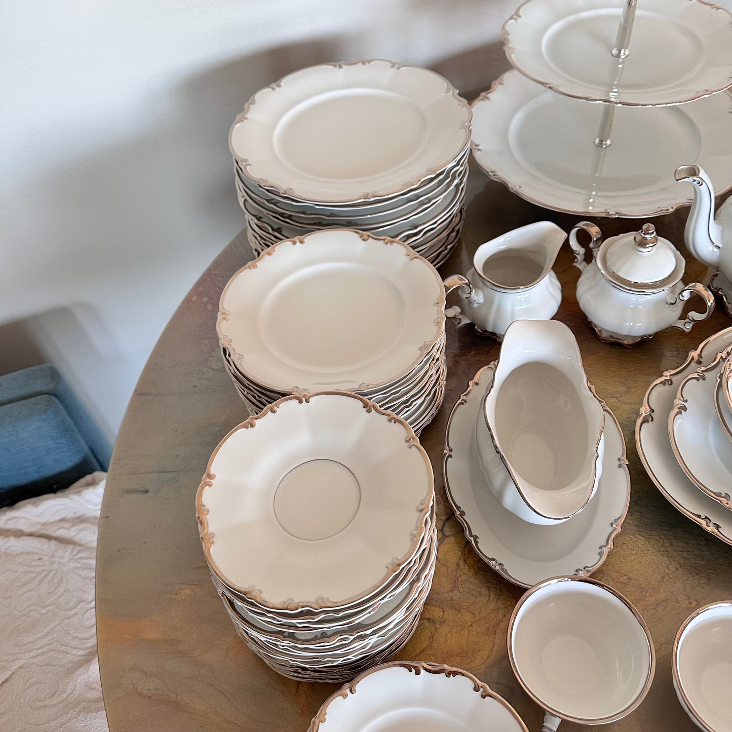 ✨ 86-Piece Hutschenreuther Revere Sylvia Platinum Trim Fine China Tableware Set