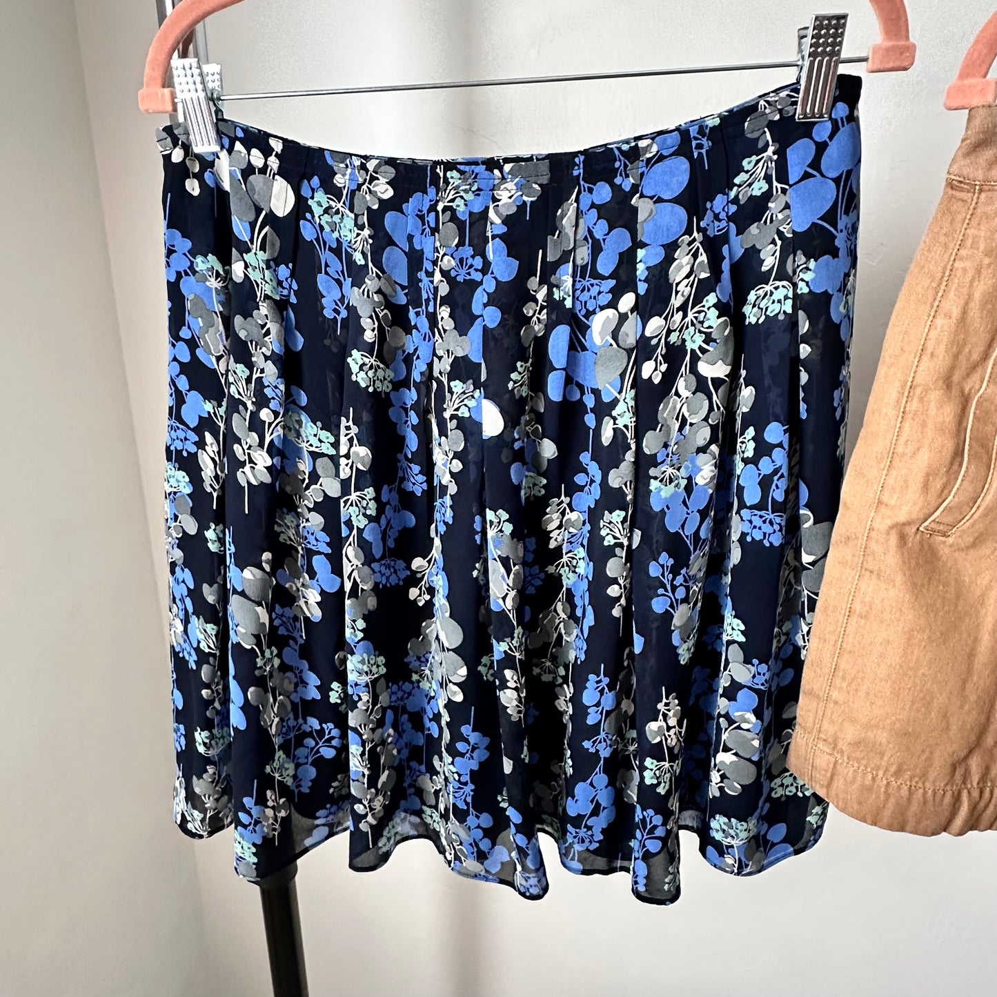 Bundle of Shorts & Skirt Size 31