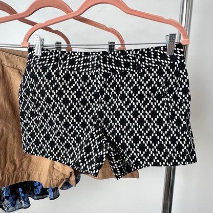 Bundle of Shorts & Skirt Size 31