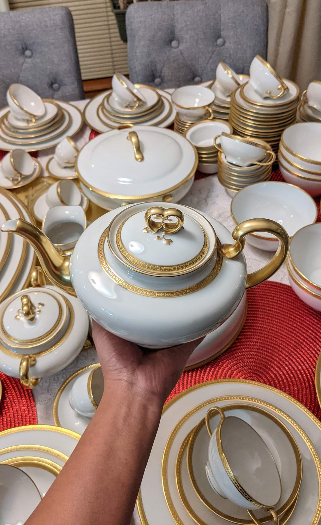Antique Limoges W.G. & Co. 164-Piece Porcelain China Set – Gold Rim – 1900s-1932 – France