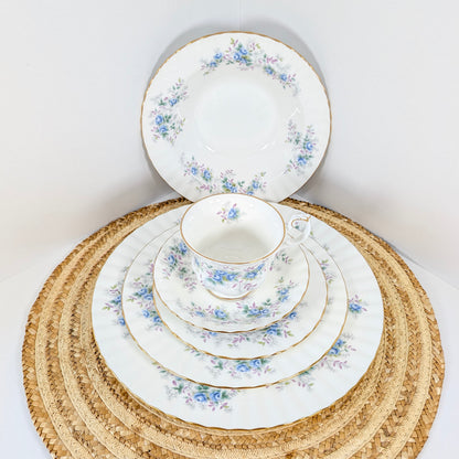 Royal Albert Blue Blossoms Made In England 6 Pieces Place Setting