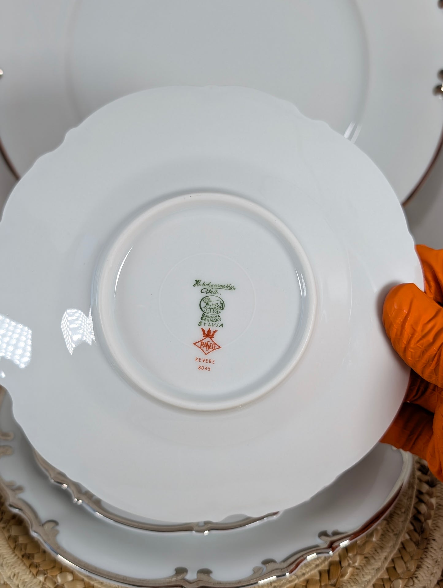 Hutschenreuther, Revere, Sylvia Platinum Trim 5 Pieces Place Setting