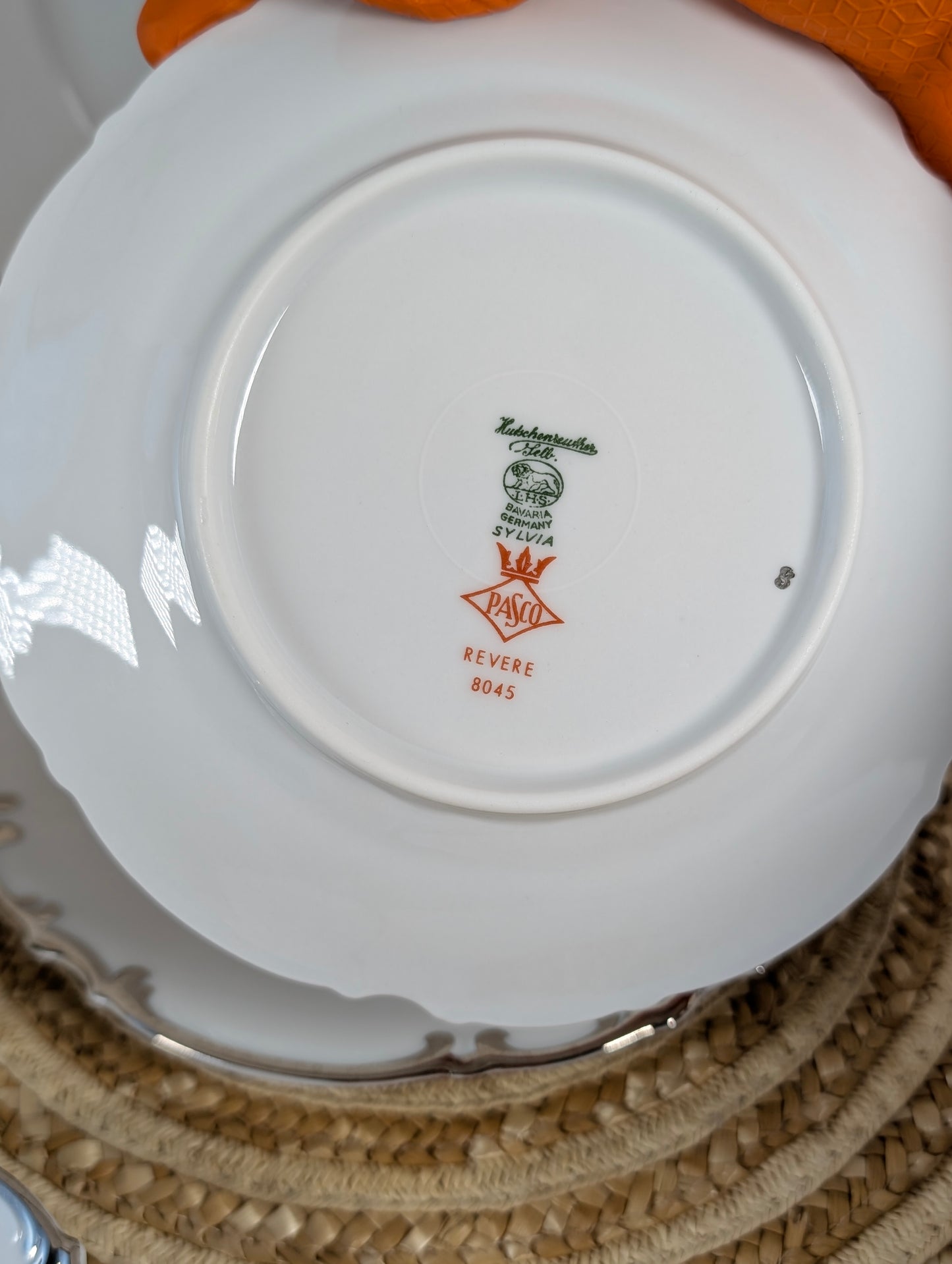 Hutschenreuther, Revere, Sylvia Platinum Trim 5 Pieces Place Setting