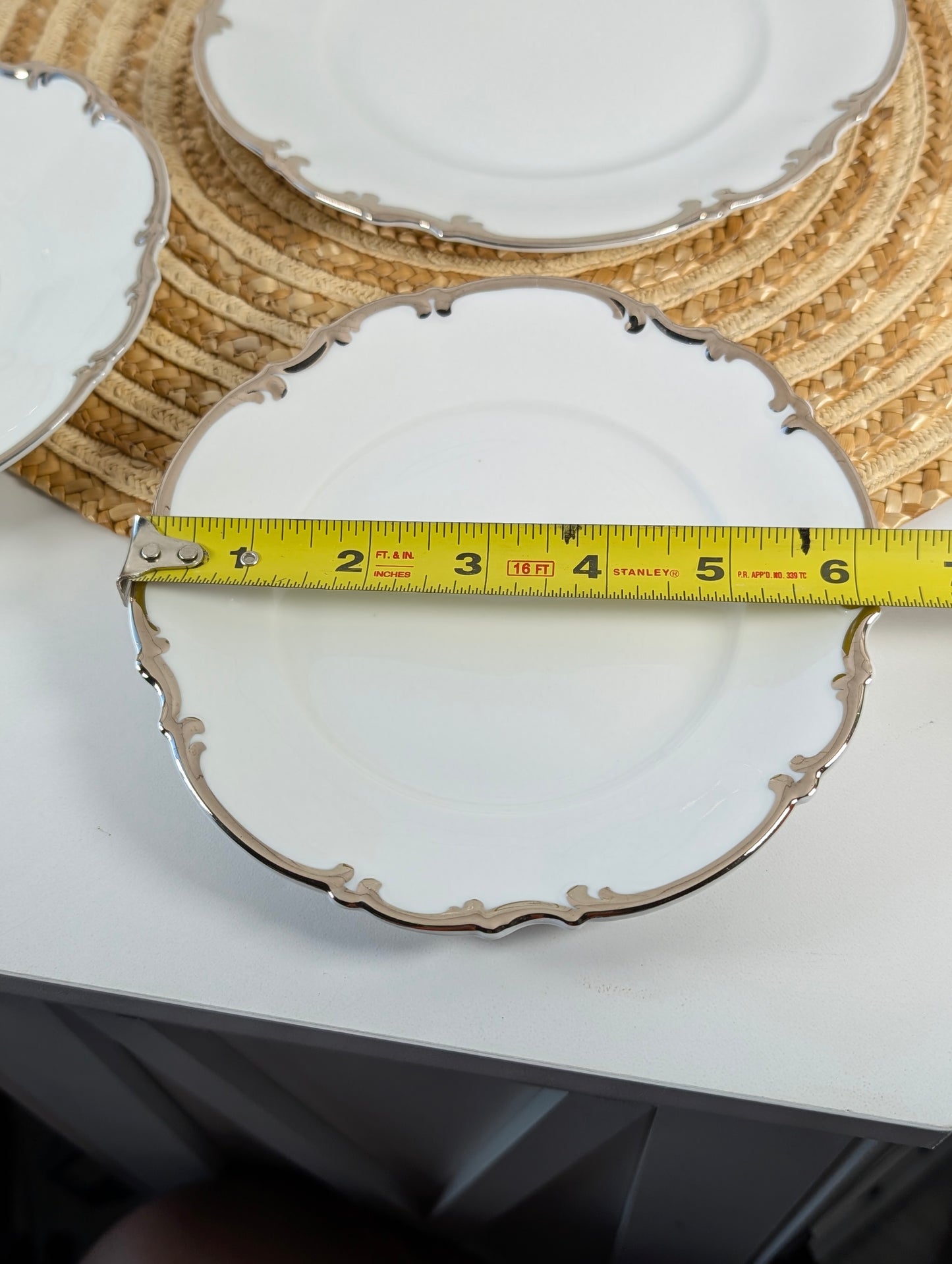 Hutschenreuther, Revere, Sylvia Platinum Trim 5 Pieces Place Setting
