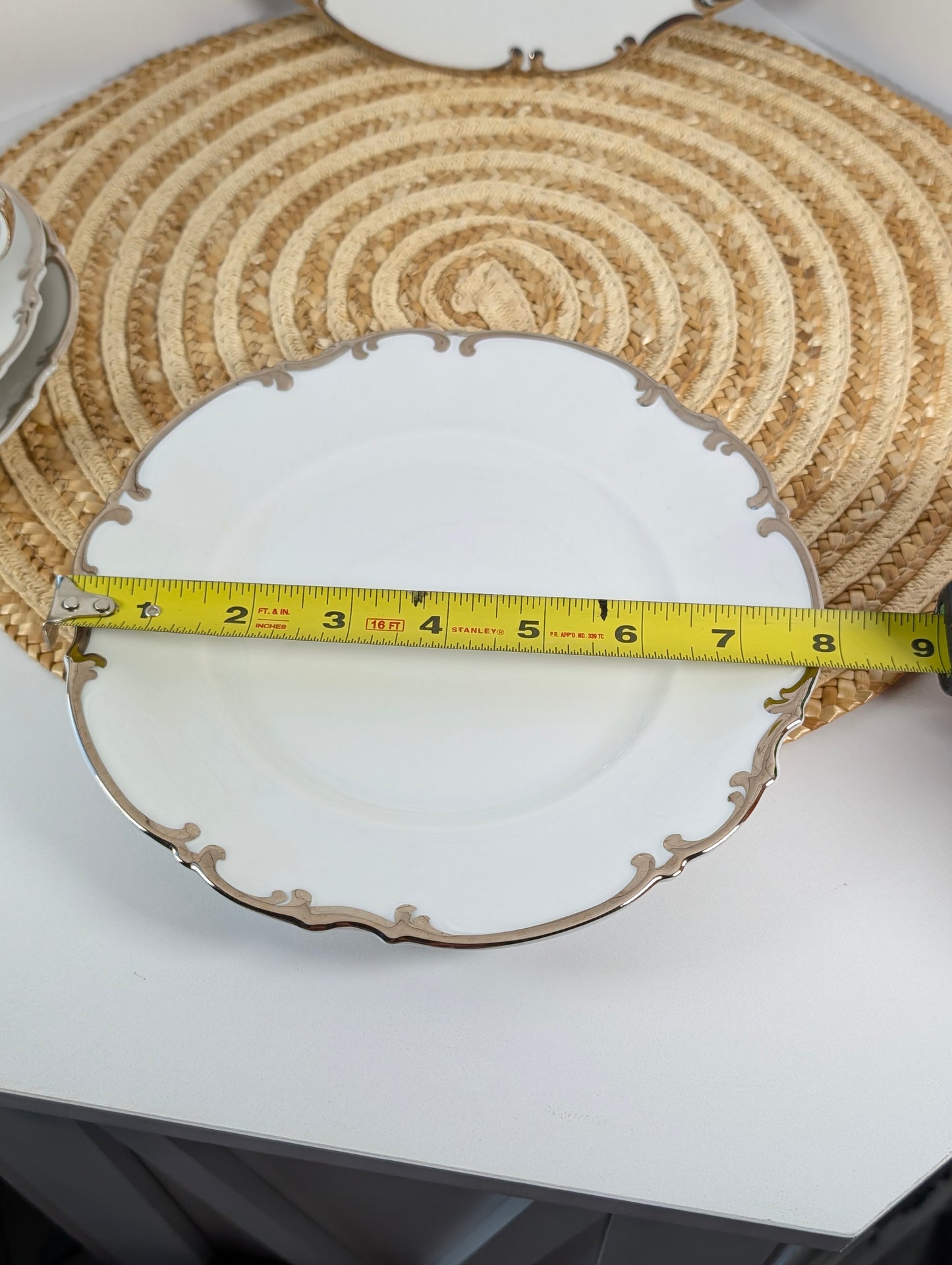 Hutschenreuther, Revere, Sylvia Platinum Trim 5 Pieces Place Setting