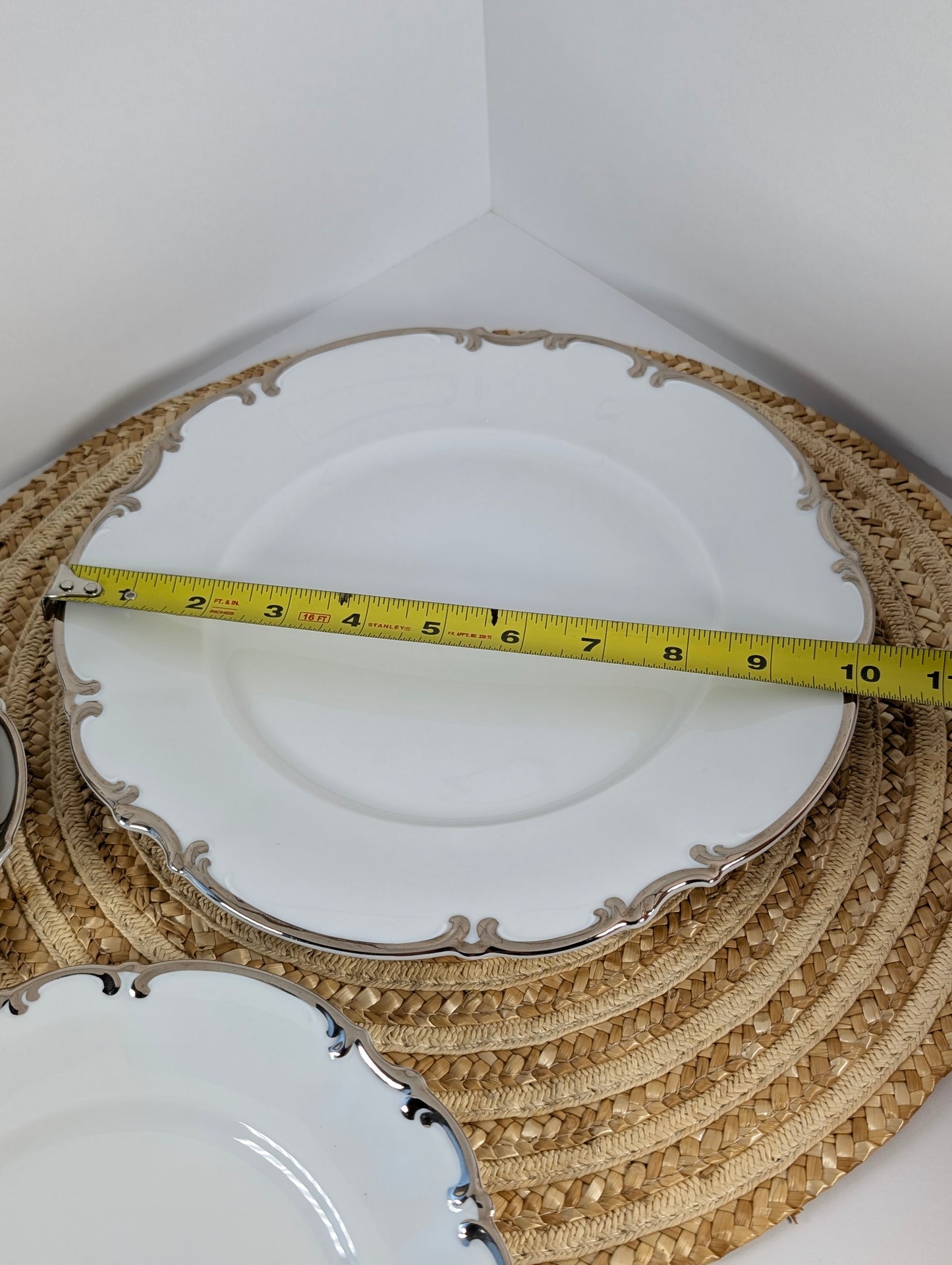 Hutschenreuther, Revere, Sylvia Platinum Trim 5 Pieces Place Setting