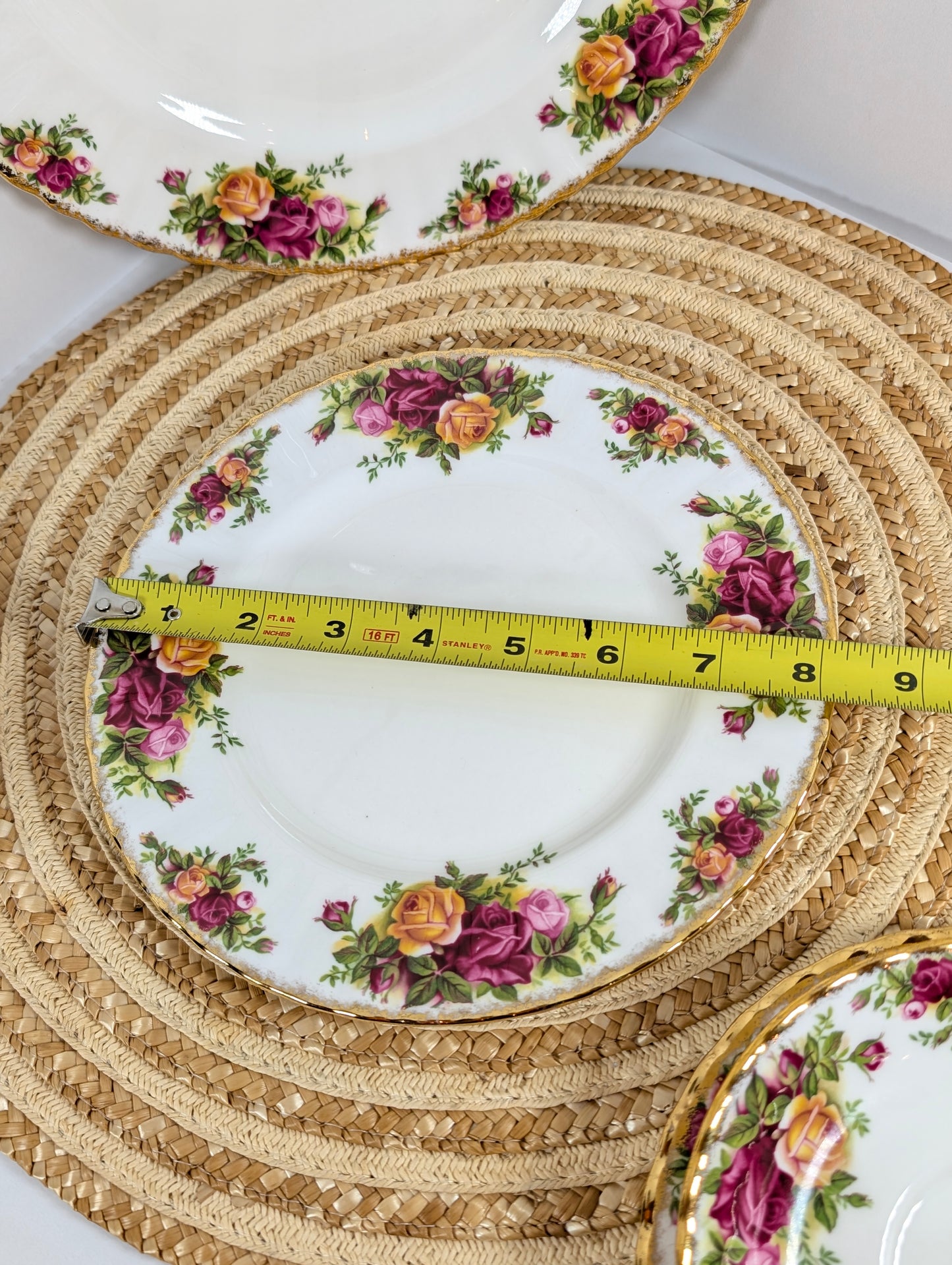 Royal Albert Old Country Roses Bone China 6 Pieces Place Setting Made In ENGLAND