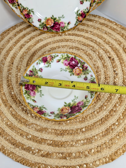 Royal Albert Old Country Roses Bone China 6 Pieces Place Setting Made In ENGLAND