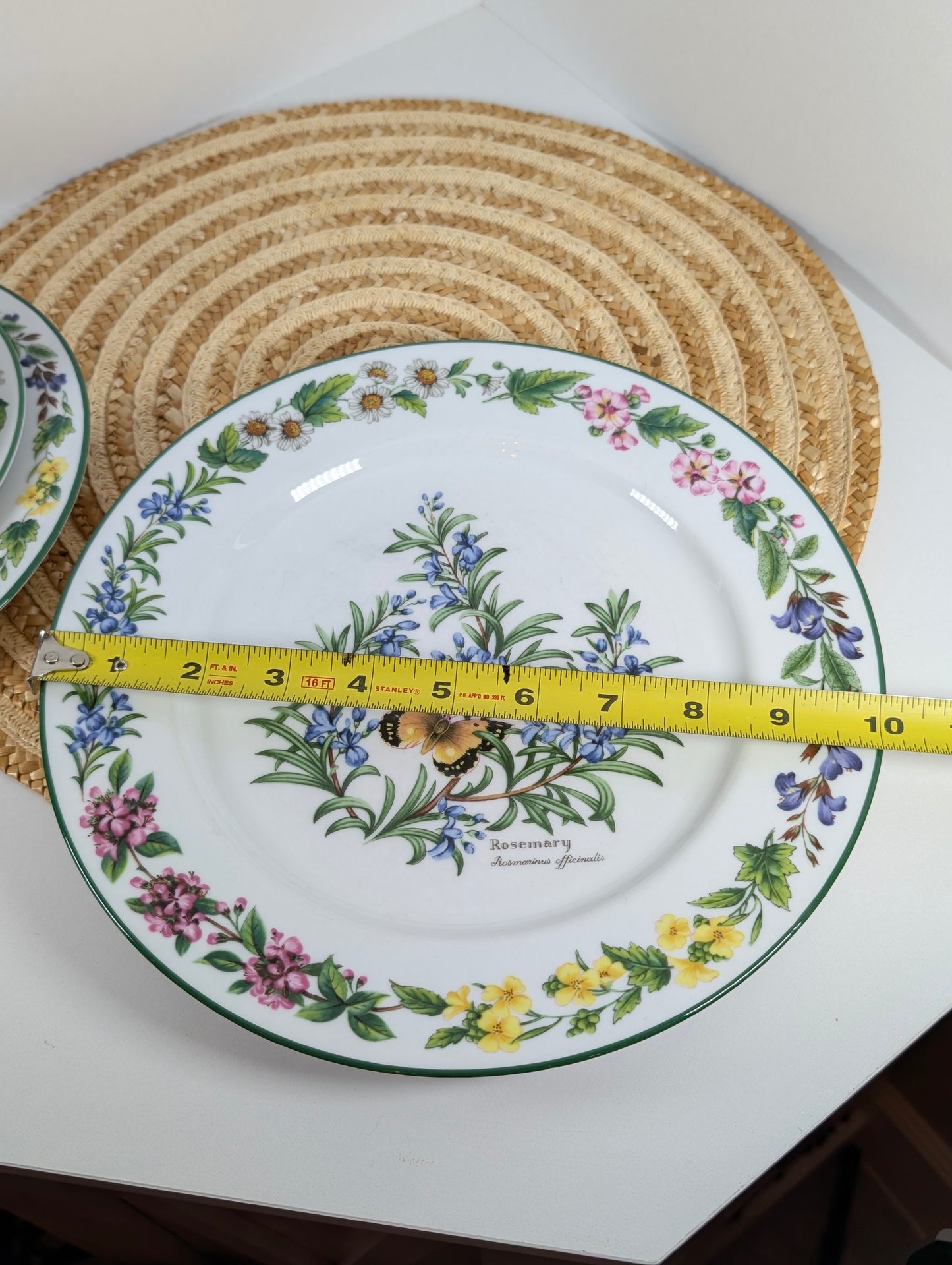 Royal Worcester Herbs Made In ENGLAND 5 Pieces Place Setting