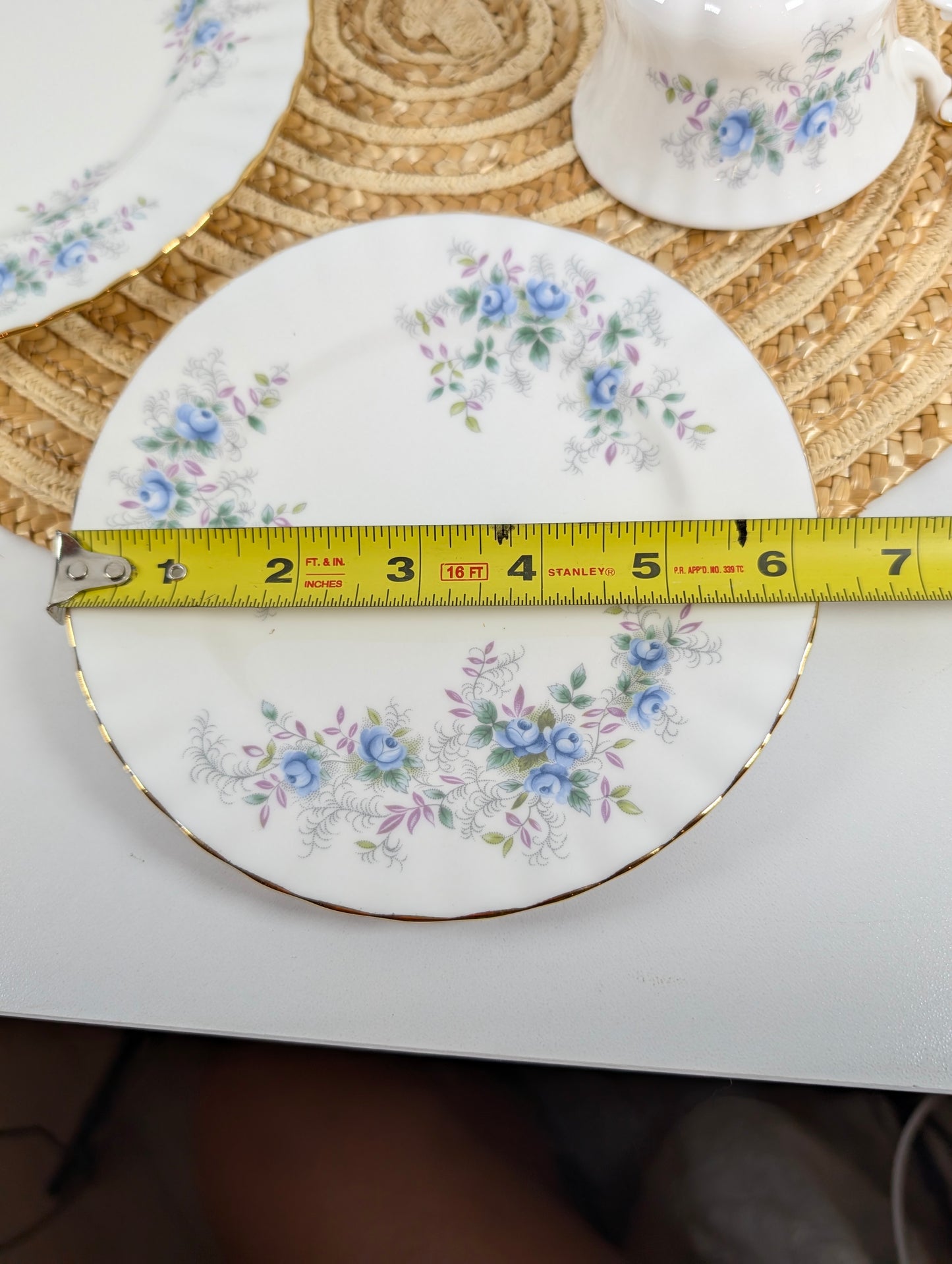 Royal Albert Blue Blossoms Made In England 6 Pieces Place Setting